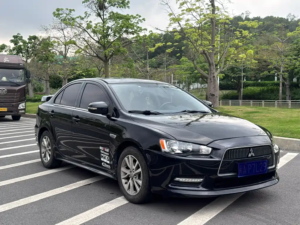 Mitsubishi Lancer EX 2017 — фото 3