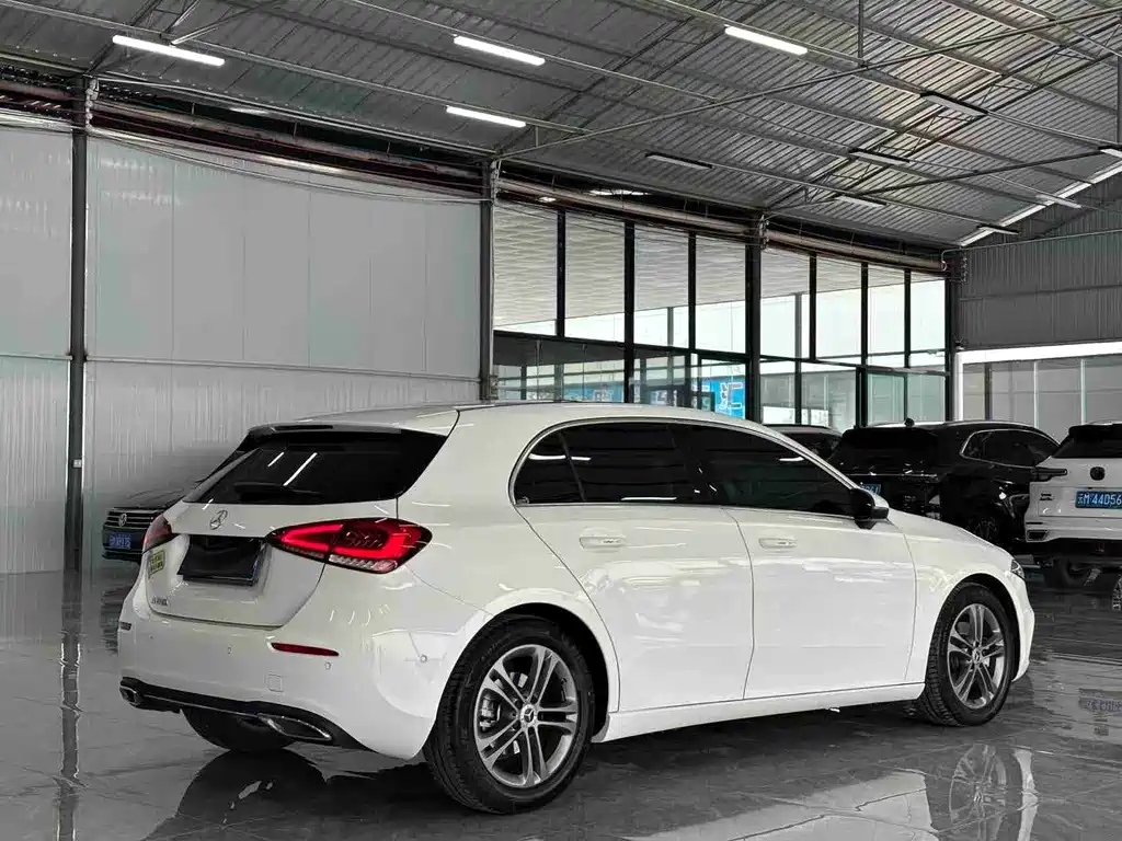 Mercedes-Benz A-Class 2020 — фото 9