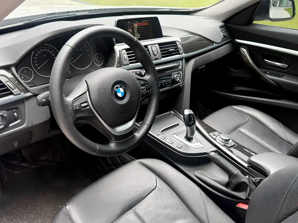 BMW 3 Series GT 2015