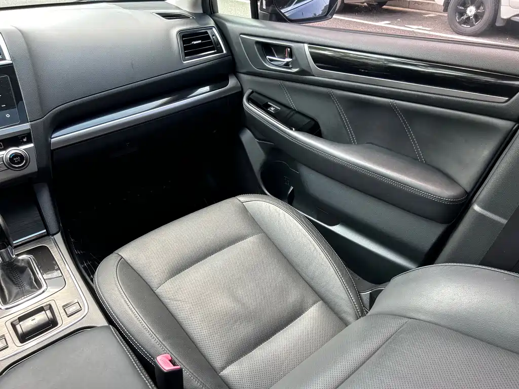 Subaru Outback 2016 — фото 20