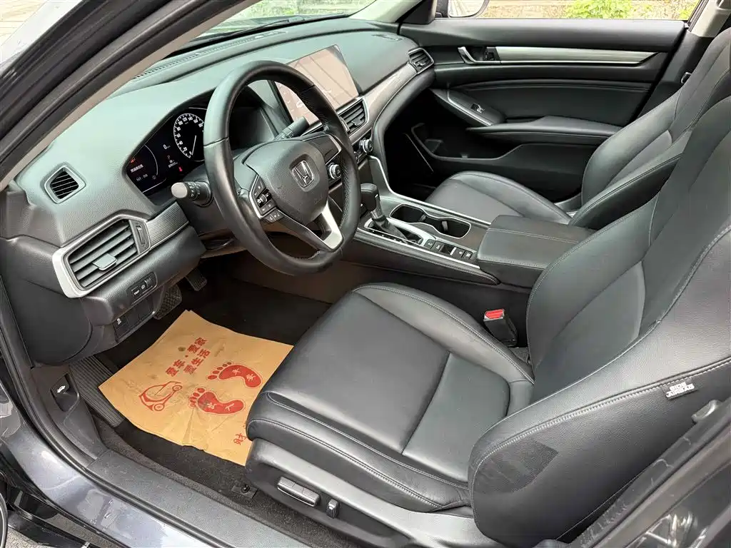 Honda Accord 2022 — фото 12