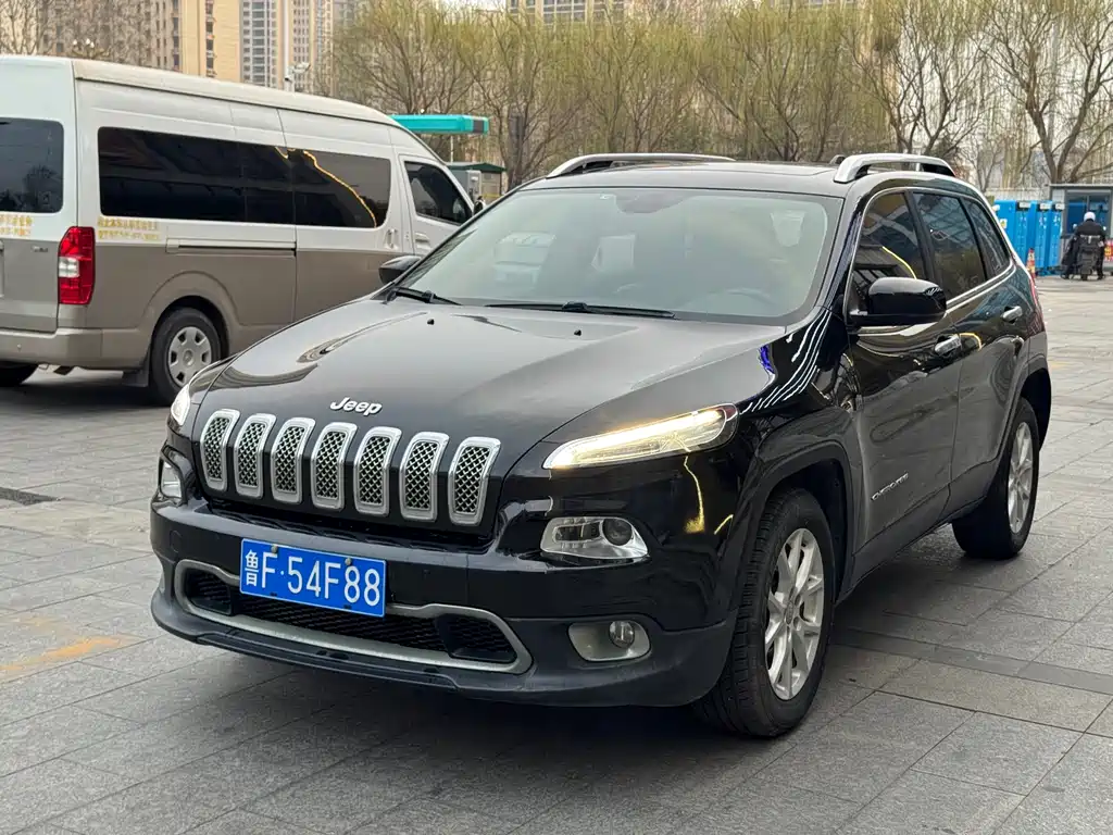 Jeep Cherokee 2016