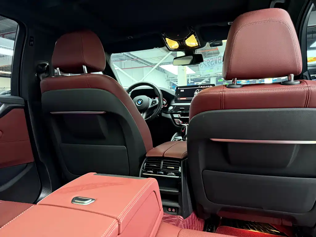 BMW 5 Series 2022 — фото 13