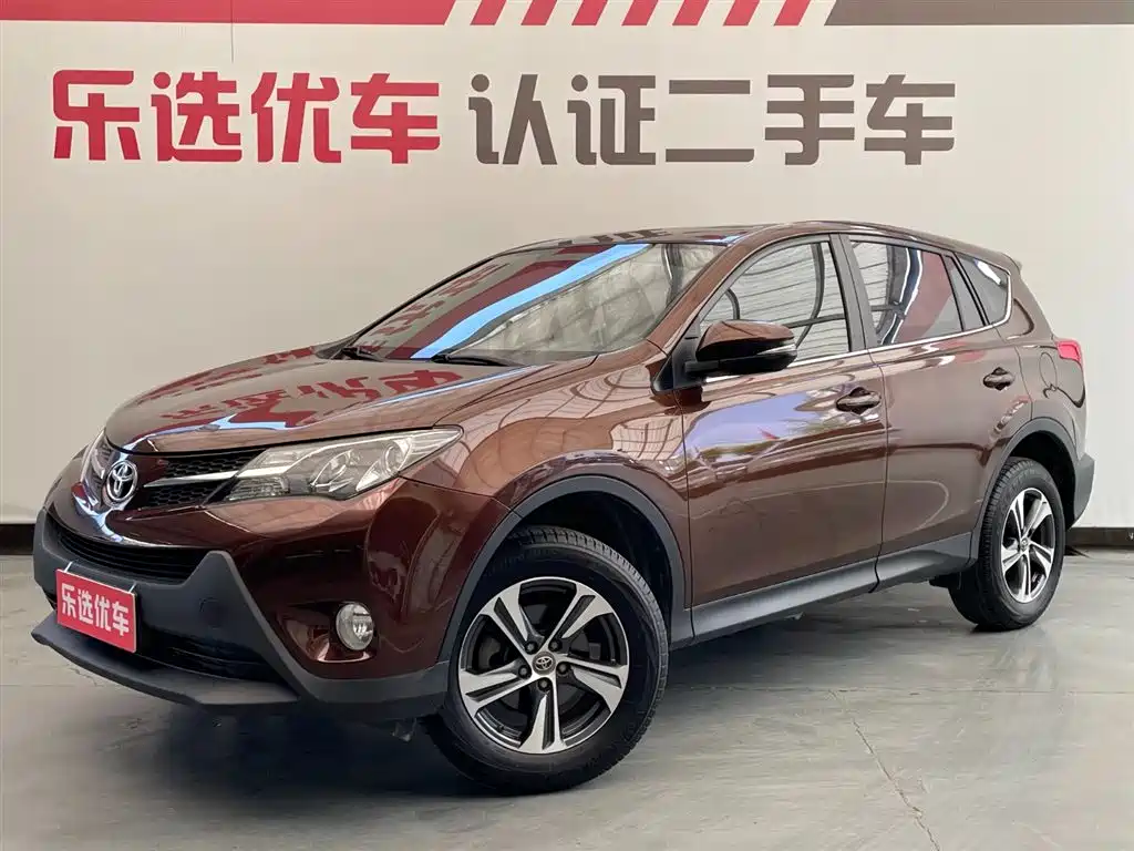 Toyota RAV4 2016 — фото 1