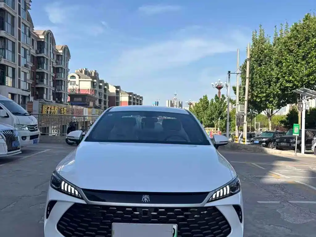 BYD Qin PLUS 2026 — фото 2