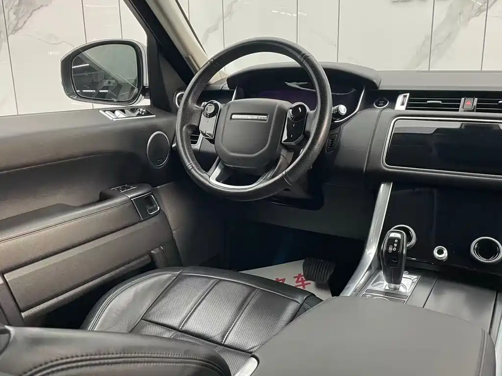 Land Rover Range Rover Sport 2018 — фото 17