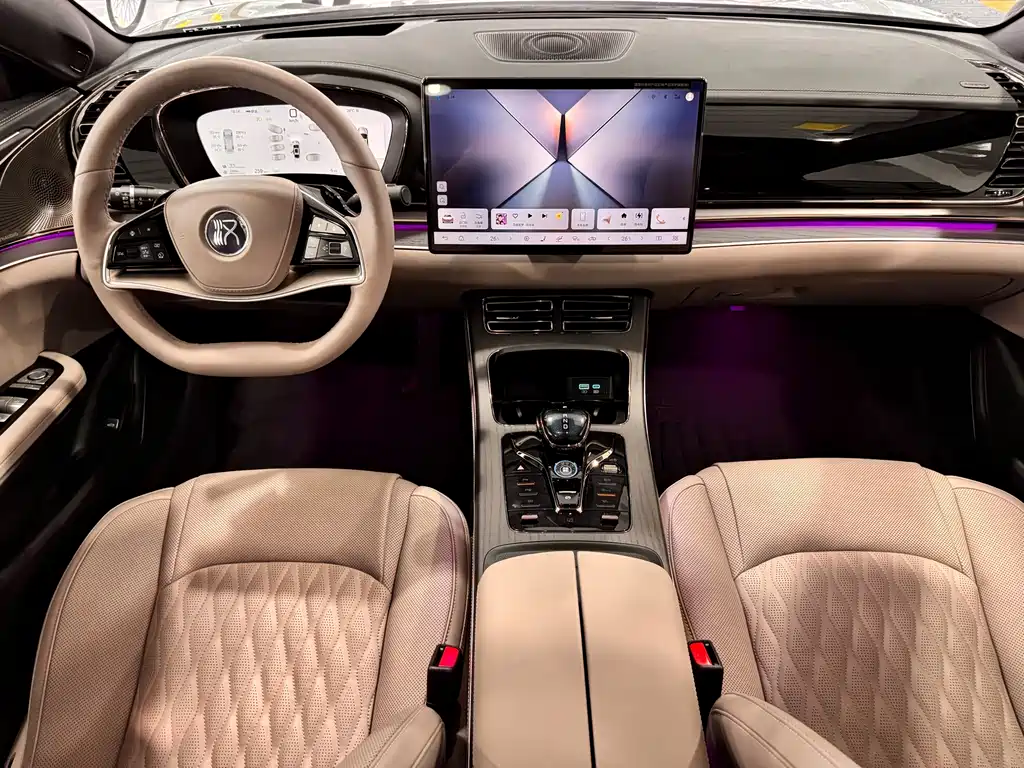 BYD Han 2025 — фото 11