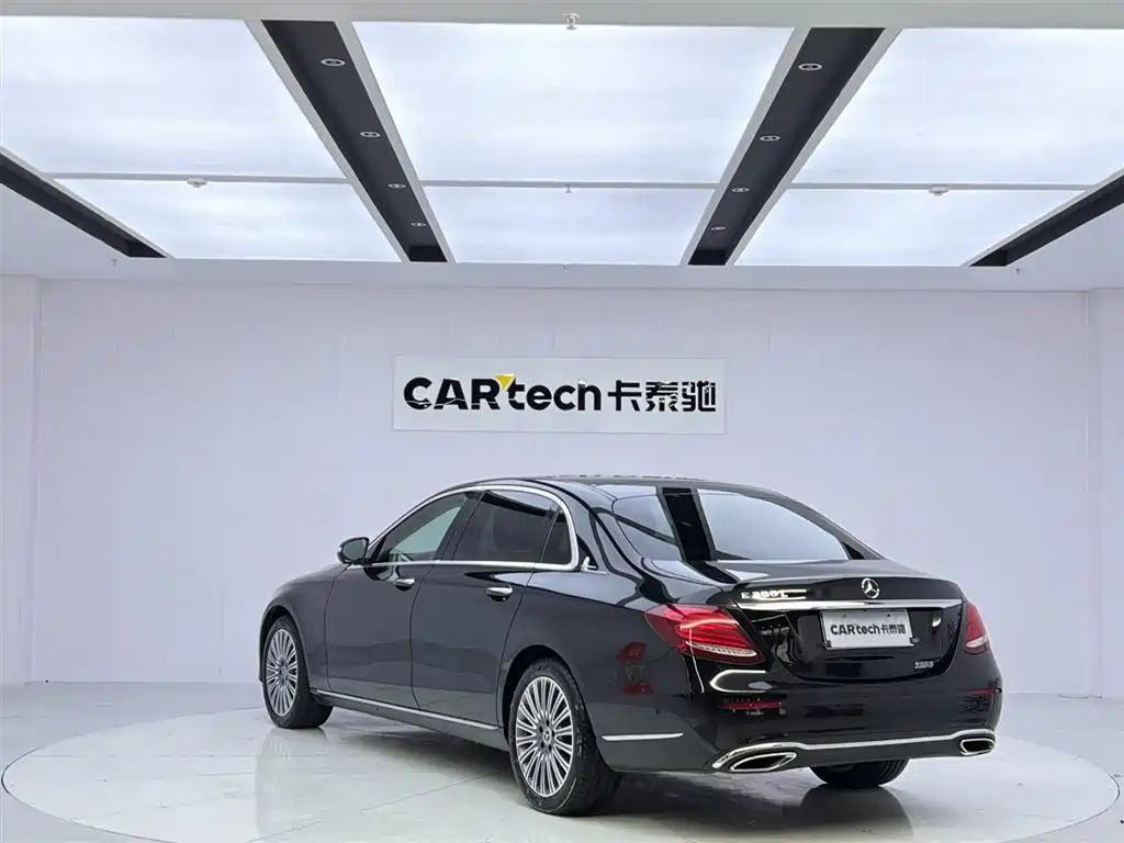 Mercedes-Benz E-Class 2020 — фото 3