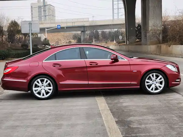Mercedes-Benz CLS 2012