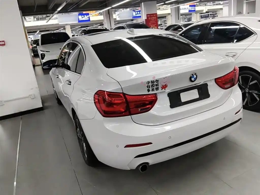 BMW 1 Series 2019 — фото 5