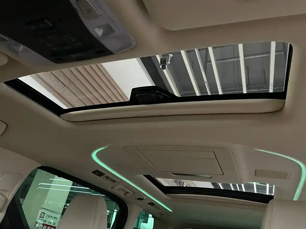 Toyota Alphard 2021 — фото 12
