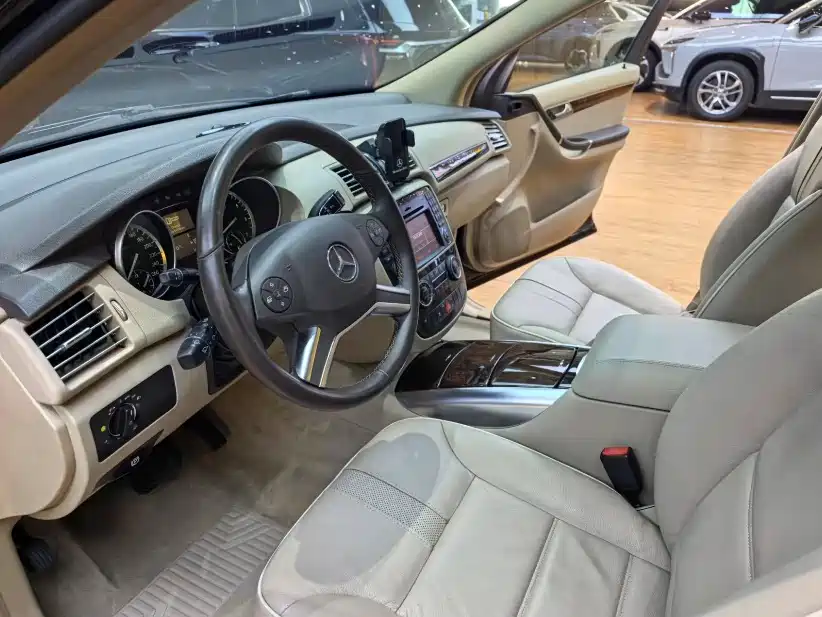 Mercedes-Benz R-Class 2013