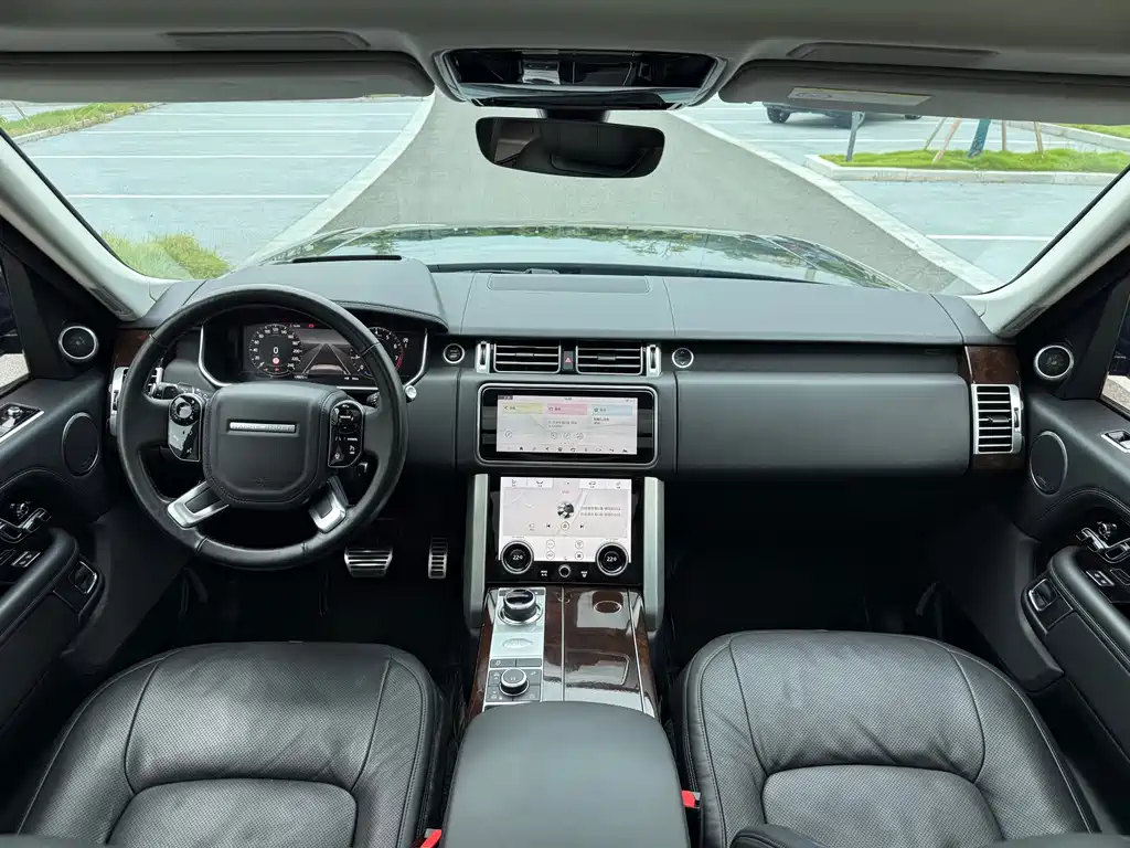 Land Rover Range Rover 2022 — фото 12