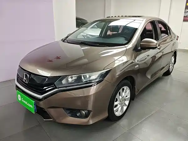 Honda Greiz 2016