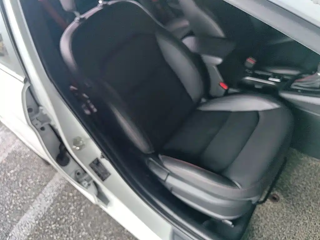 Hyundai Elantra 2020 — фото 25