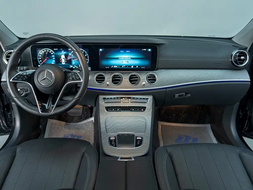 Mercedes-Benz E-Class 2022 — фото 10