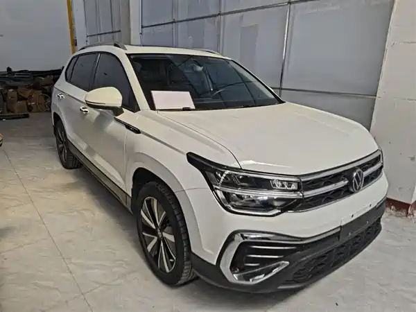 Volkswagen Tharu 2023