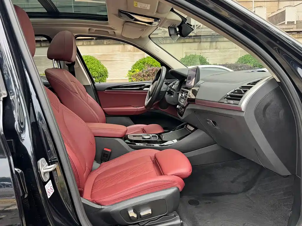 BMW iX3 2023 — фото 12