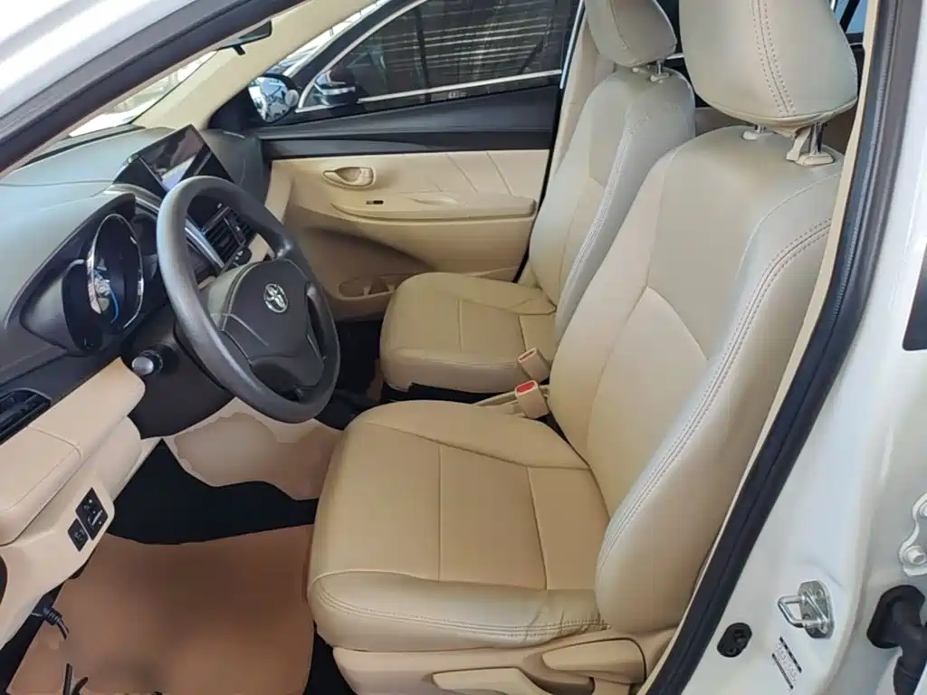 Toyota Vios 2016 — фото 15