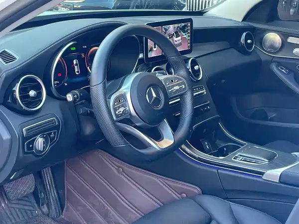 Mercedes-Benz C-Class 2020