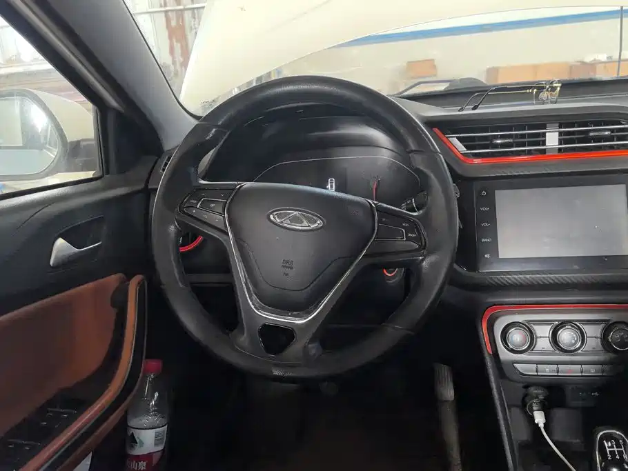 Chery Tiggo 3x 2017 — фото 15