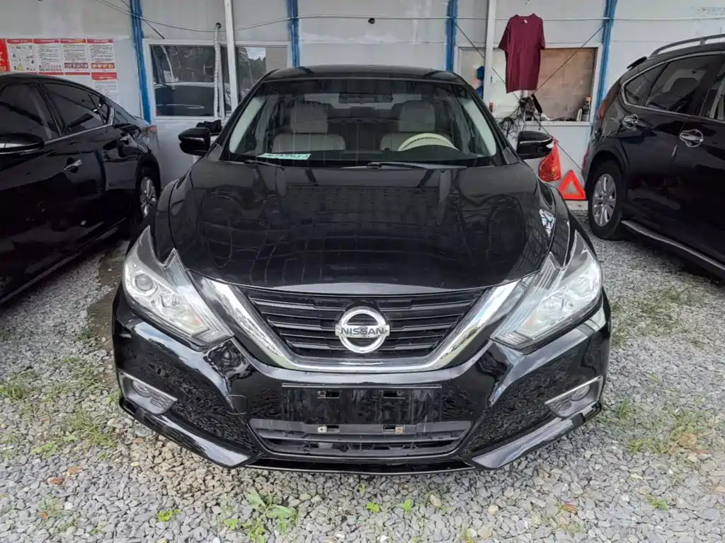 Nissan Teana 2018