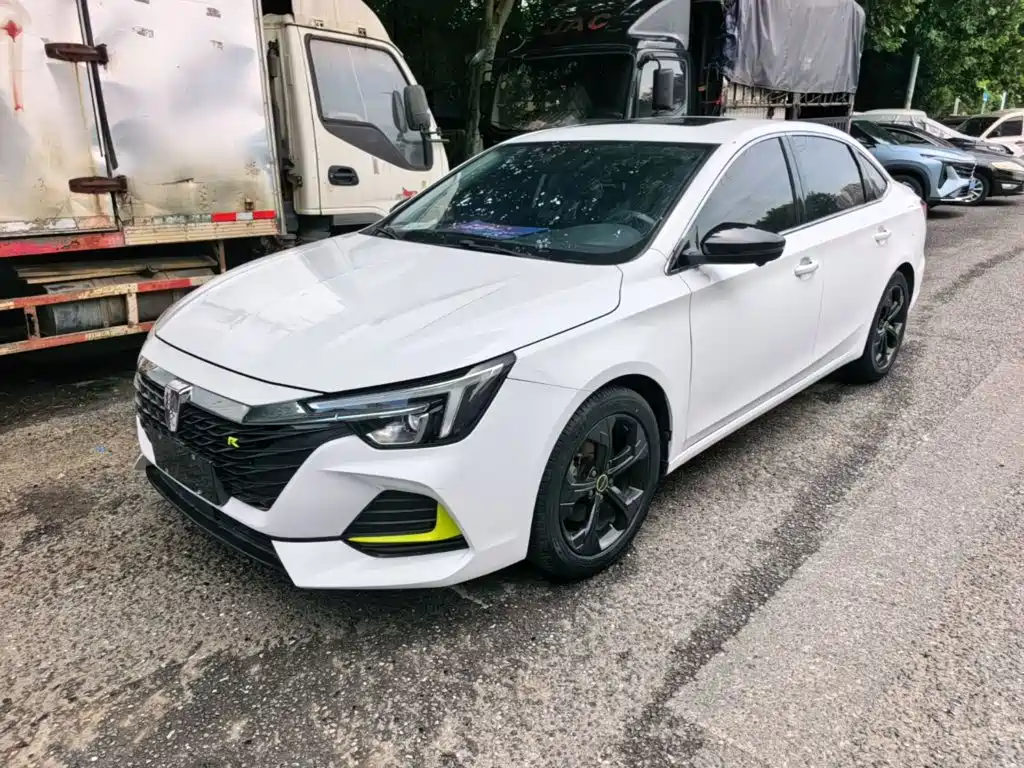 Roewe MAX 2021