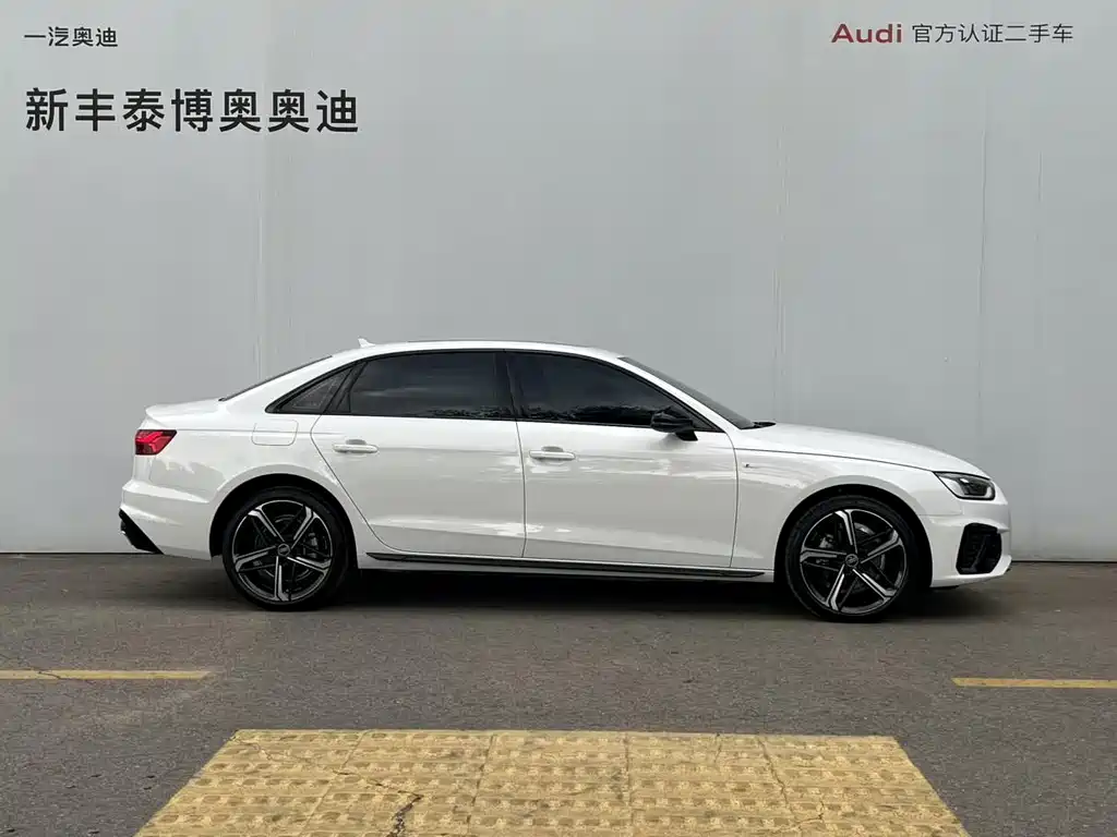 Audi A4L 2025 — фото 4