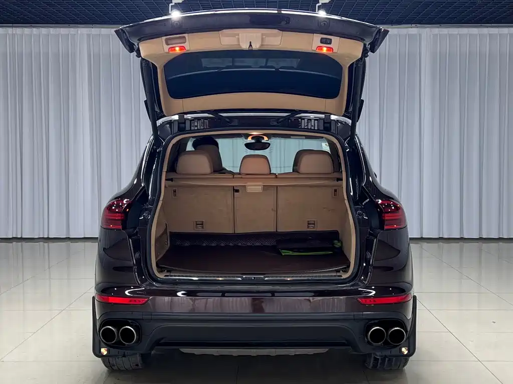 Porsche Cayenne 2015 — фото 6