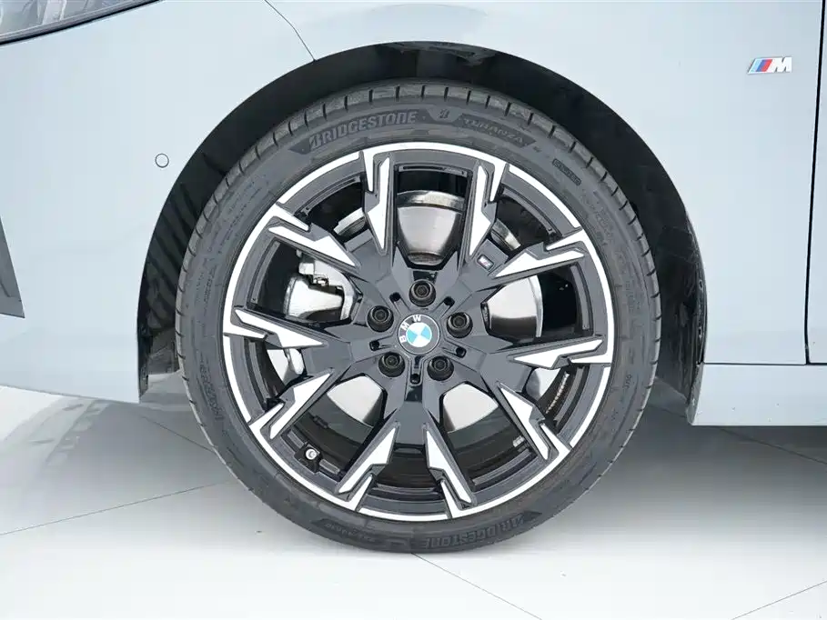 BMW 2 Series 2025 — фото 20
