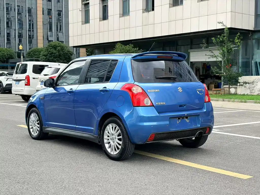 Suzuki Swift 2013
