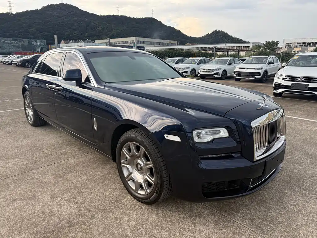 Rolls-Royce Ghost 2020 — фото 1