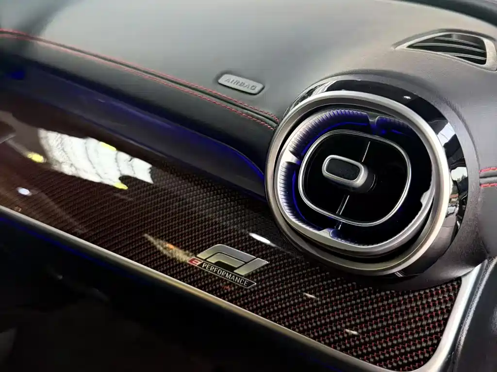 Mercedes-Benz C-Class AMG New Energy — фото 5