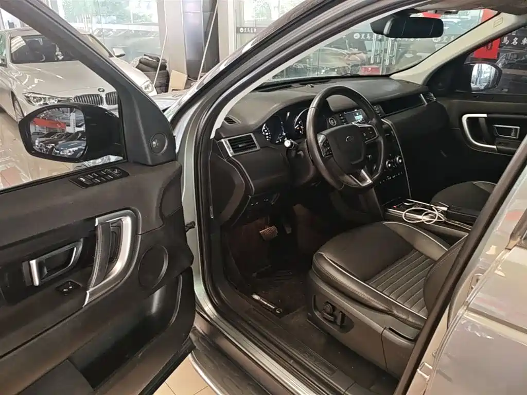 Land Rover Discovery Sport 2019 — фото 16