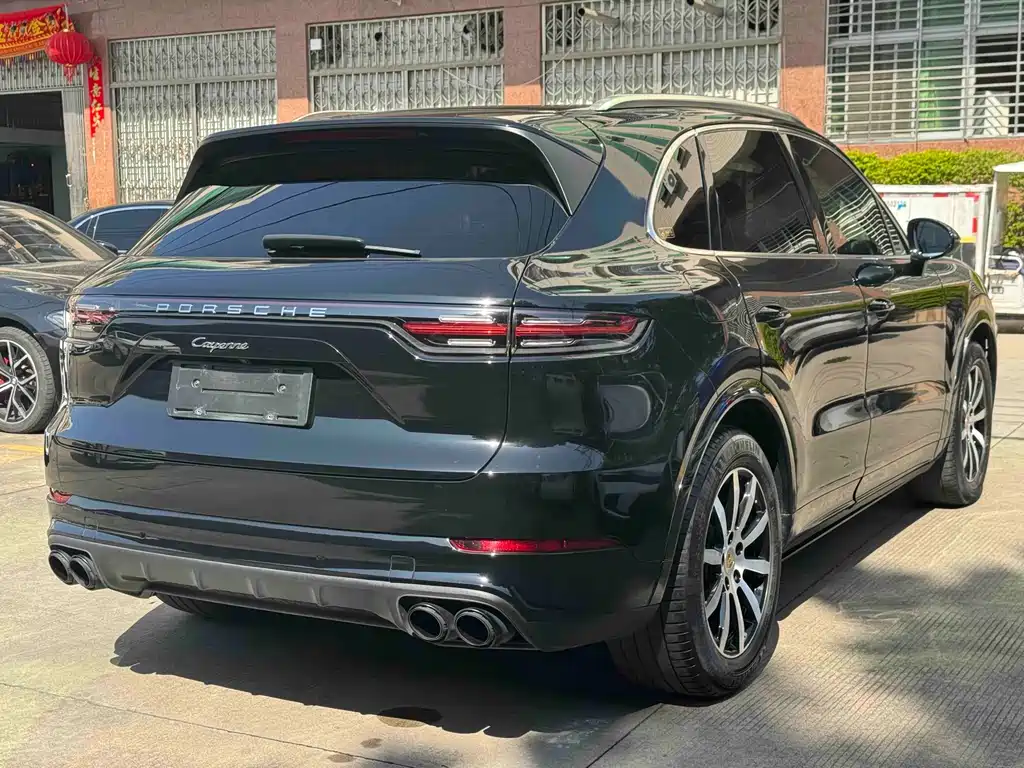 Porsche Cayenne 2018 — фото 5