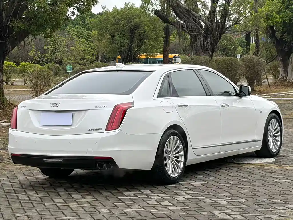 Cadillac CT6 2018 — фото 4