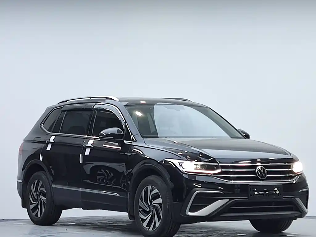 Volkswagen Tiguan L 2023