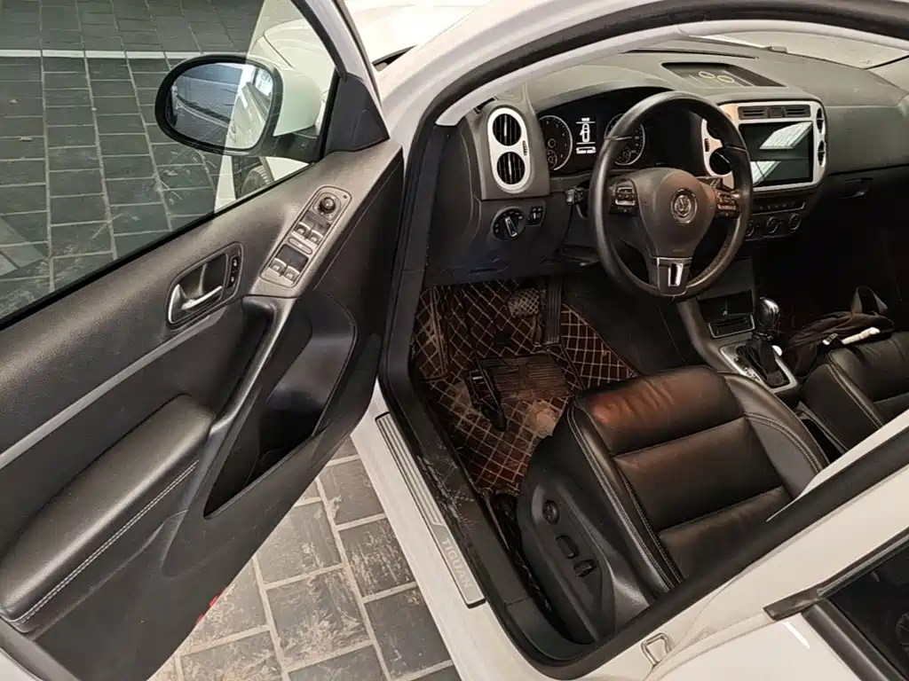 Volkswagen Tiguan 2019 — фото 16