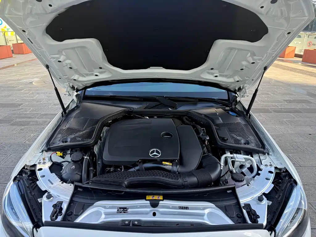 Mercedes-Benz C-Class 2019 — фото 11