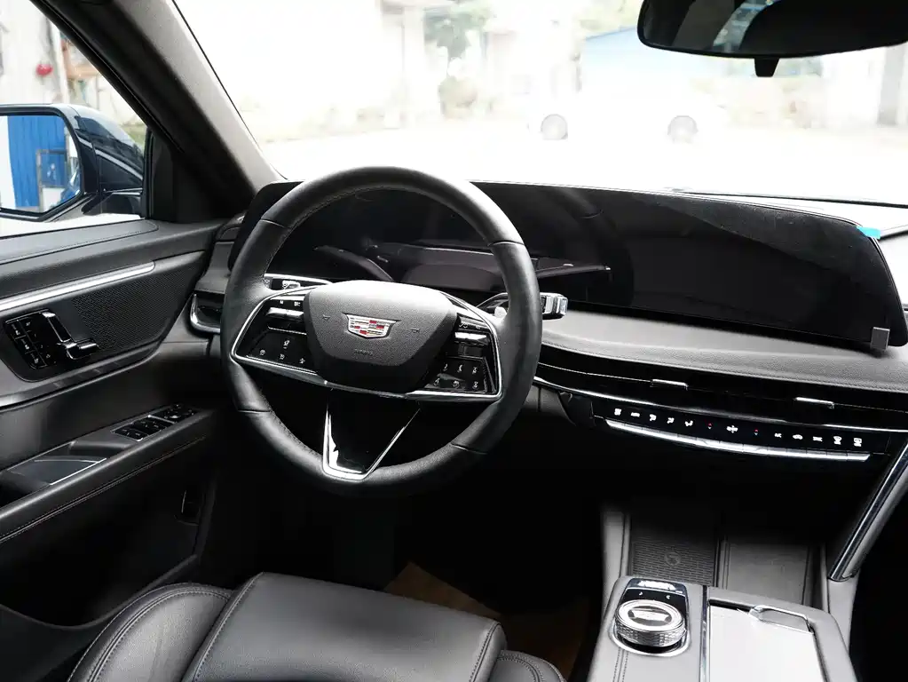 Cadillac CT6 2024 — фото 15