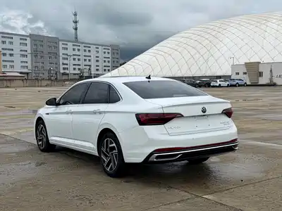Volkswagen Sagitar 2022