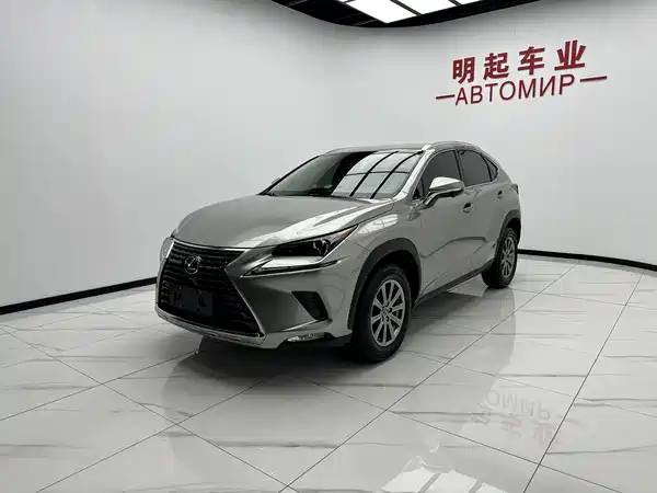 Lexus NX 2021