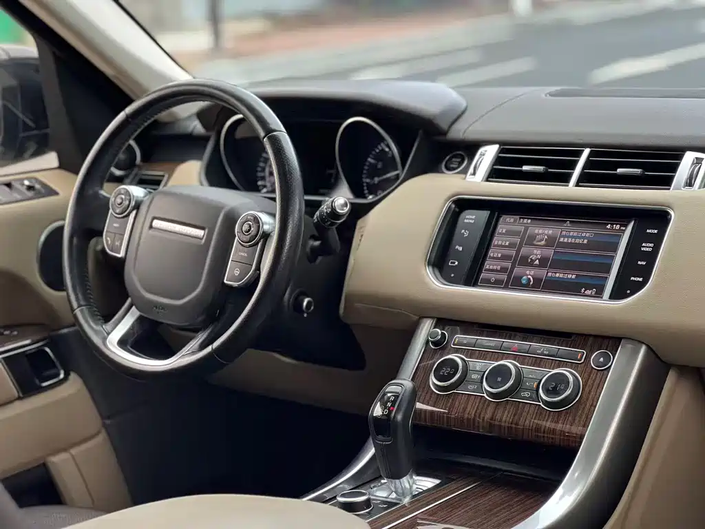 Land Rover Sport 2014 — фото 9