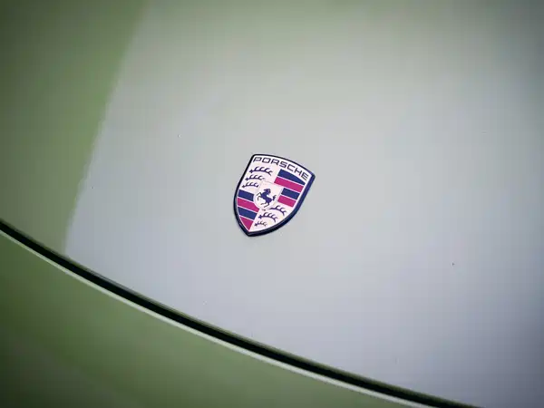 Porsche Cayman 2011
