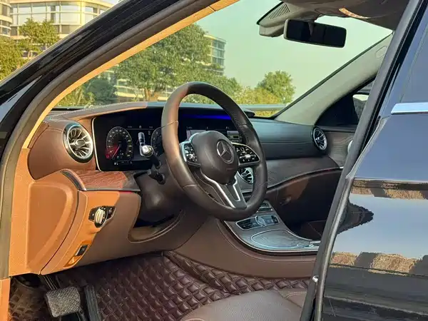 Mercedes-Benz E-Class 2020