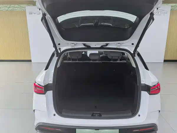 BYD Seal 06 DM-i Travel Edition 2025