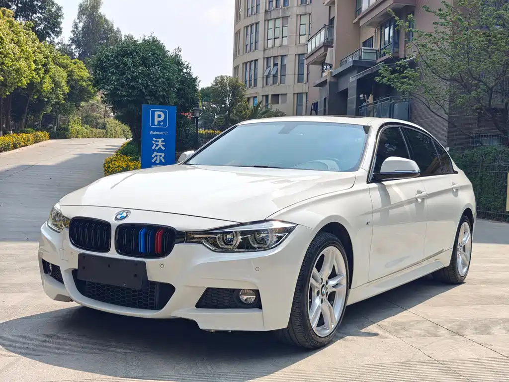 BMW 3 Series 2019 — фото 1