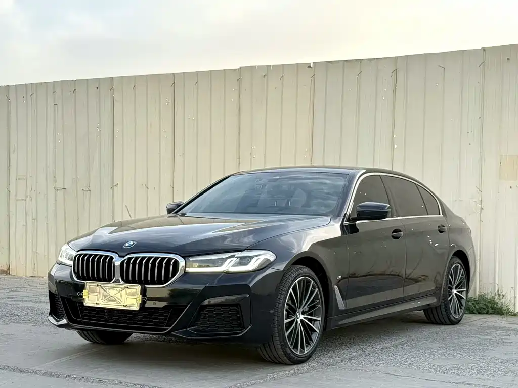 BMW 5 Series 2023