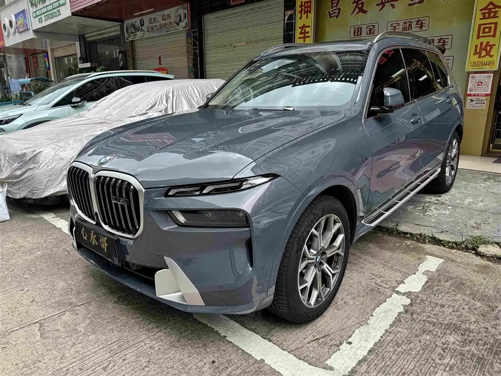 BMW X7 2023 — фото 1