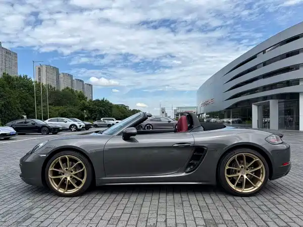 Porsche 718 2024